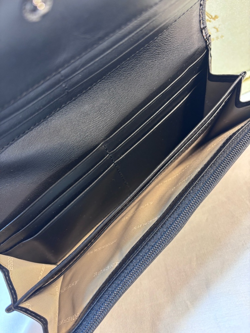Beautiful Burberry Wallet - Picture 8 of 15